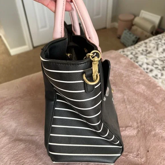 Betsey Johnson Cat Face purse - Picture 2 of 6